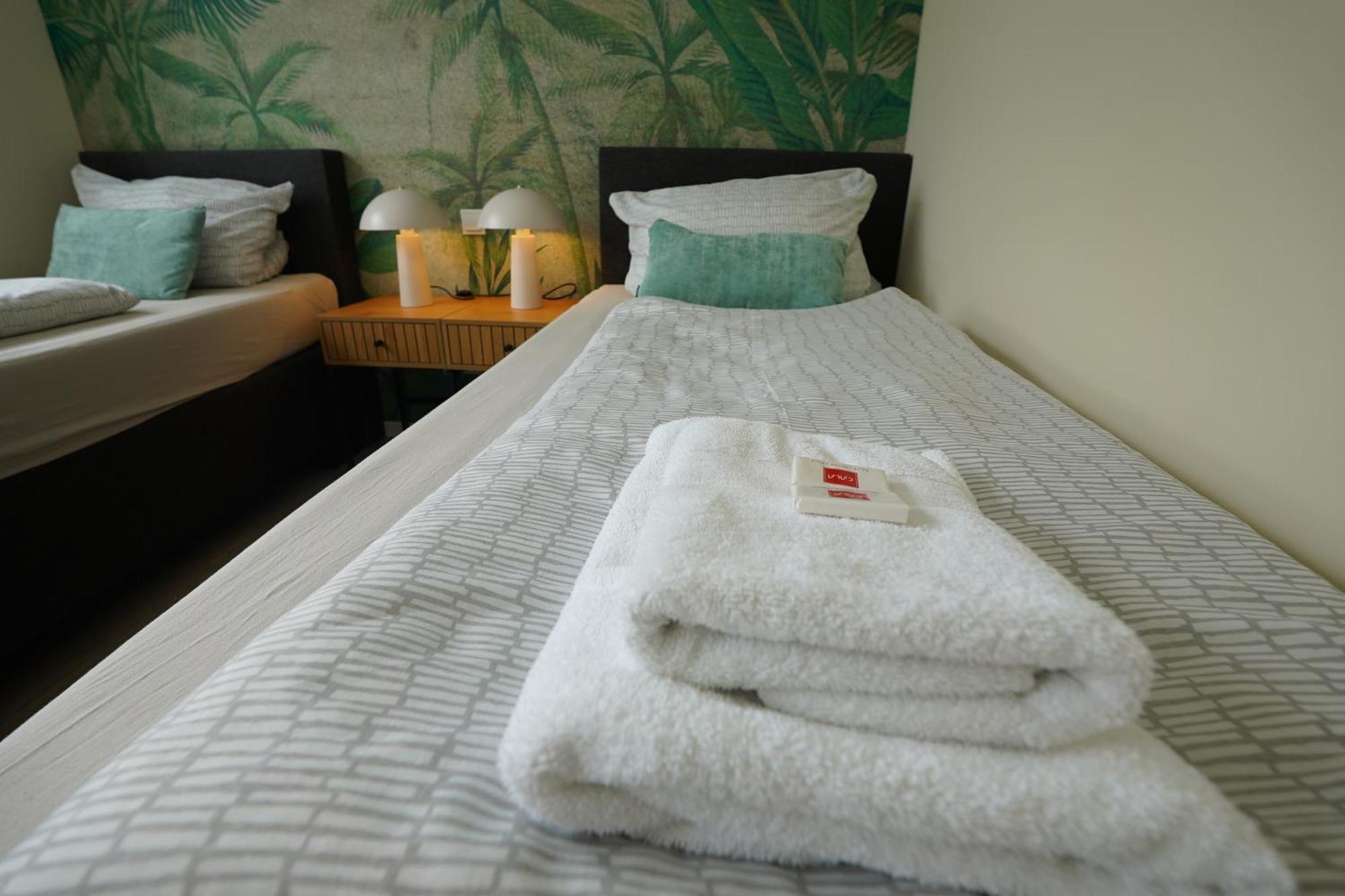 Chambre Double avec Salle de Bains Commune